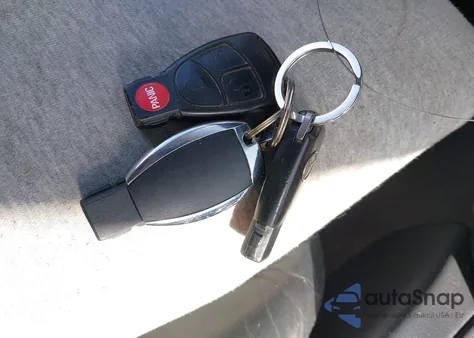 2004 Mercedes-Benz S 500 4Matic from USA, damaged, VIN WDBNG84J44A407904